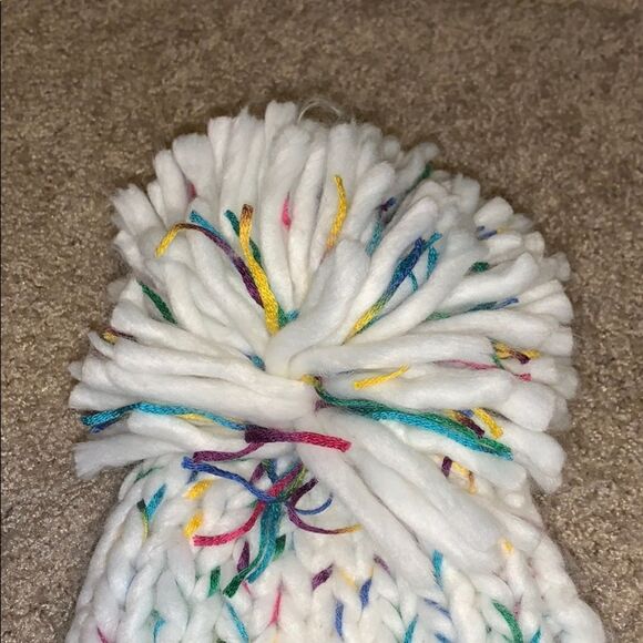 Steve Madden white & colorful beanie. - Picture 2 of 4